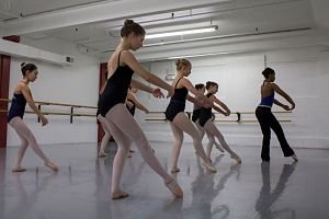 620400cthumbballet class edit.jpg